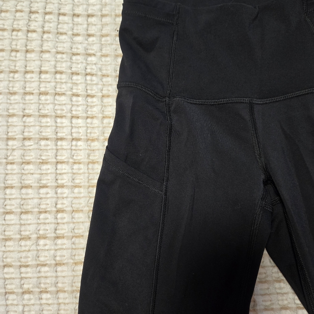 Lululemon Size 0 Leggings - Picture 3 of 5